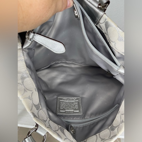 Coach Ashley Signature "C" Shoulder Satchel Purse Silver Metallic Vintage - Picture 10 of 16